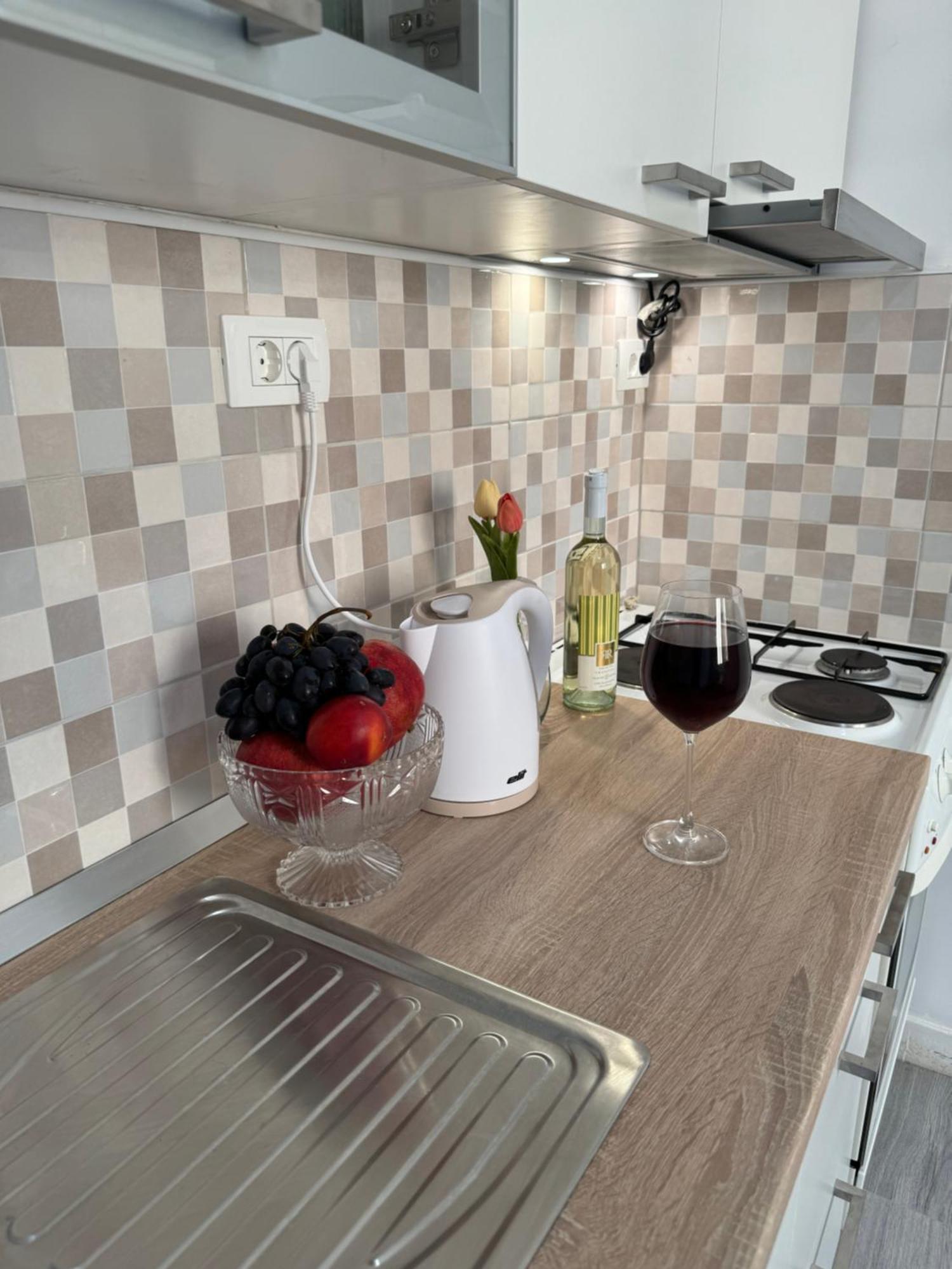 Apartman Laura Плоче Екстер'єр фото