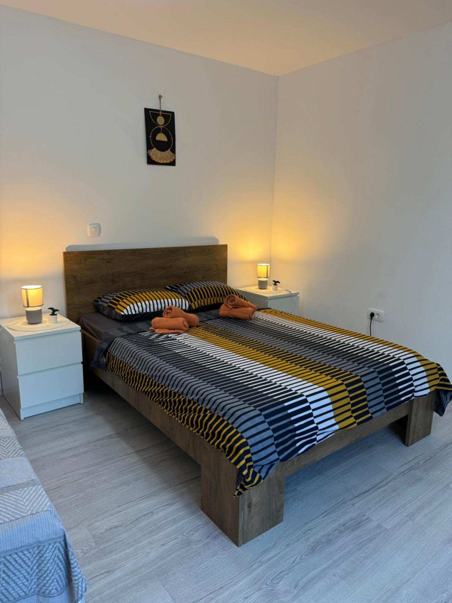Apartman Laura Плоче Екстер'єр фото
